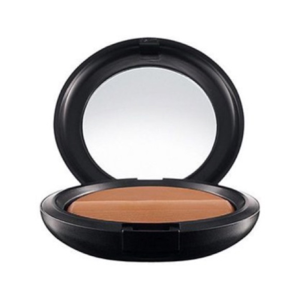 MAC sculpting powder